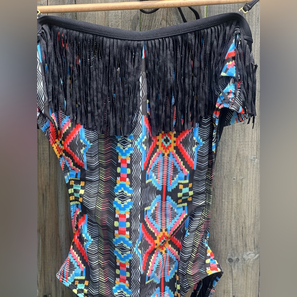 L*Space Free Love CiTY Tribe Fringe Bandeau Monokini Swimsuit One Piece NWT - Picture 4 of 13